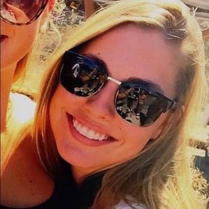 👓 Dolce and Gabbana Sunglasses